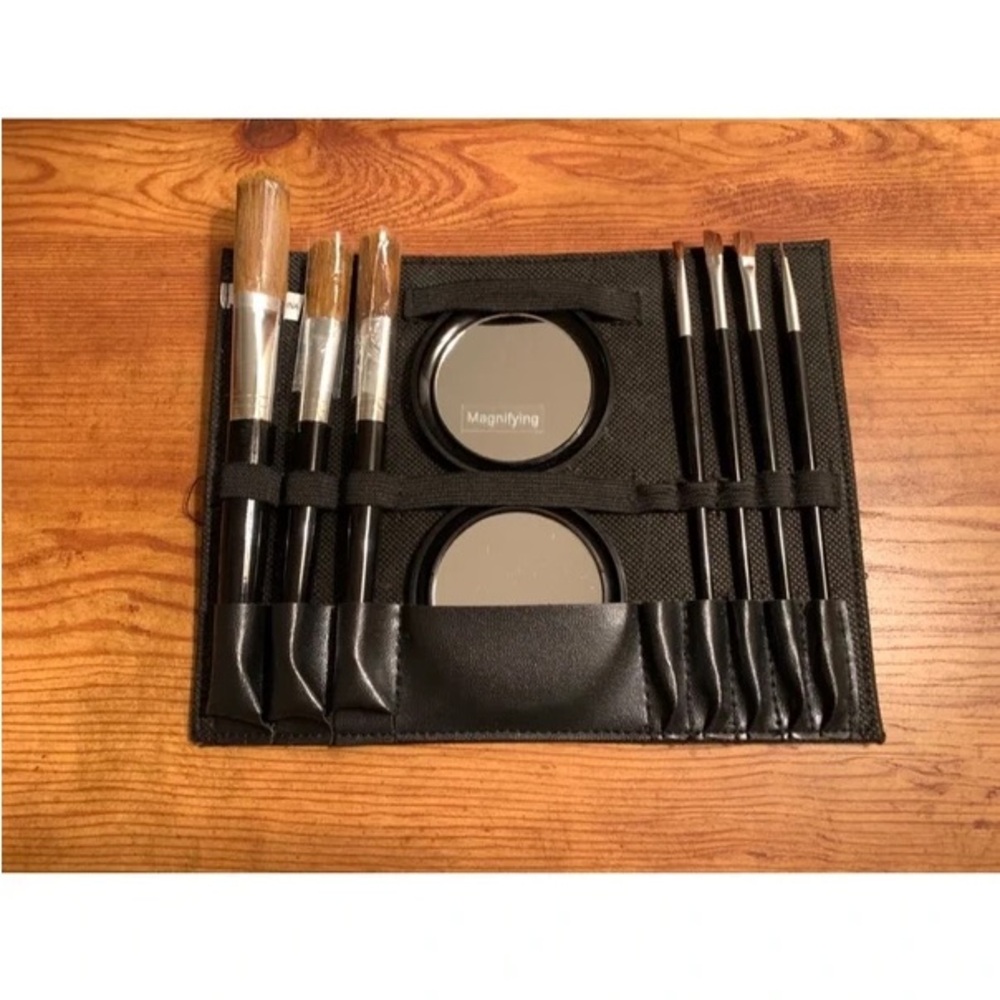 (NWOT) 7 Makeup Brushes & Mirror💋 - Picture 7 of 7